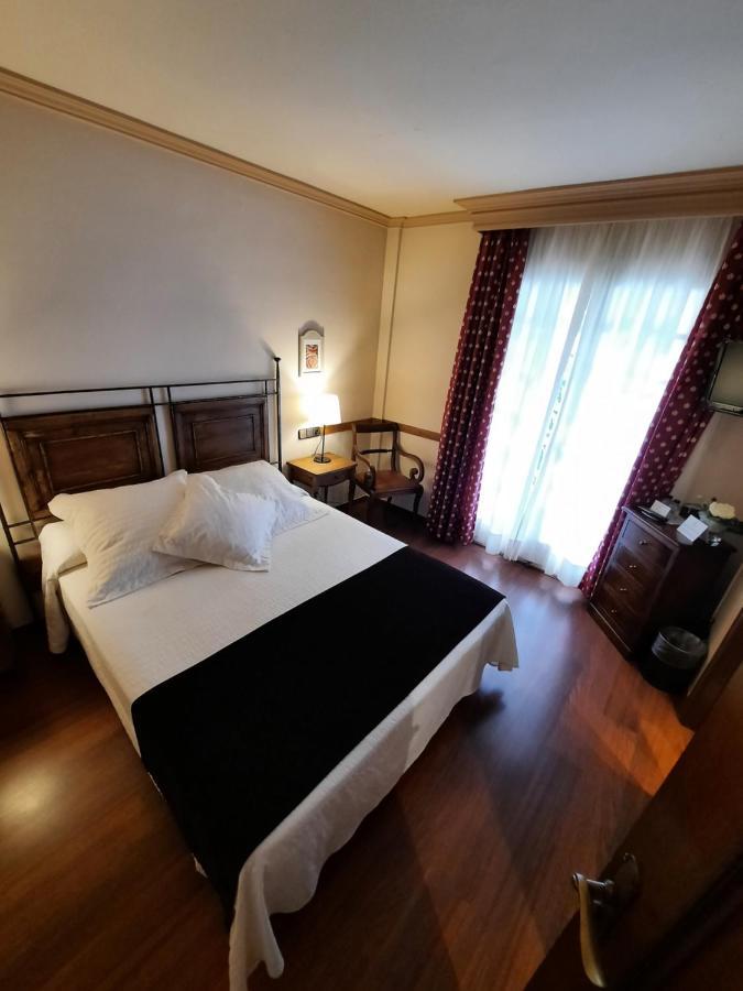 Hotel Edelweiss Camprodon Exterior foto